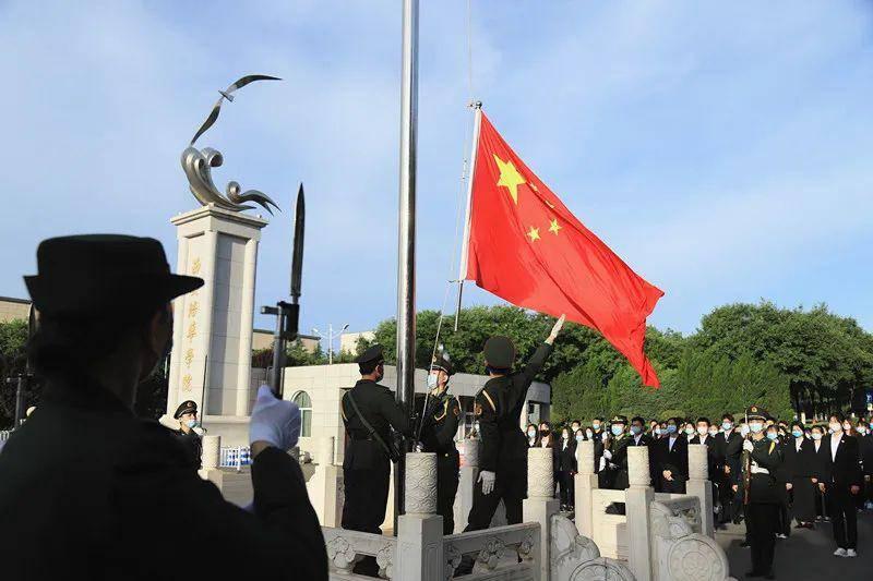 OLED电视难言乐观：价格太高体量太小，索尼离场无人进场