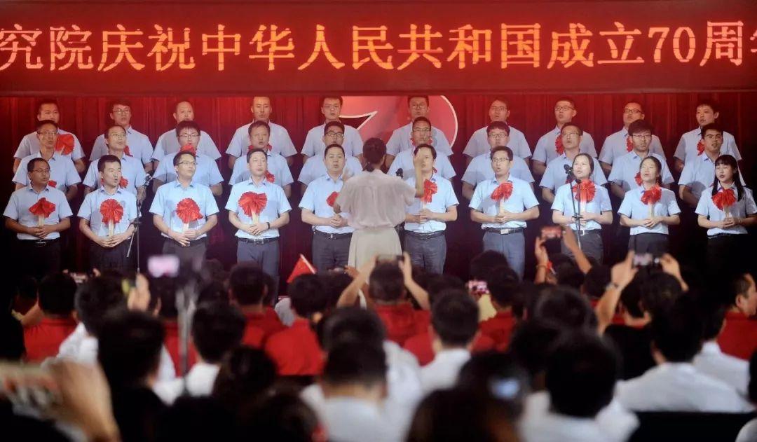 海滩小镇逃生